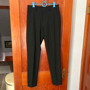 JF J.Ferrar Young Men's Sleek Black Dress Pants  and Jacket Slim.